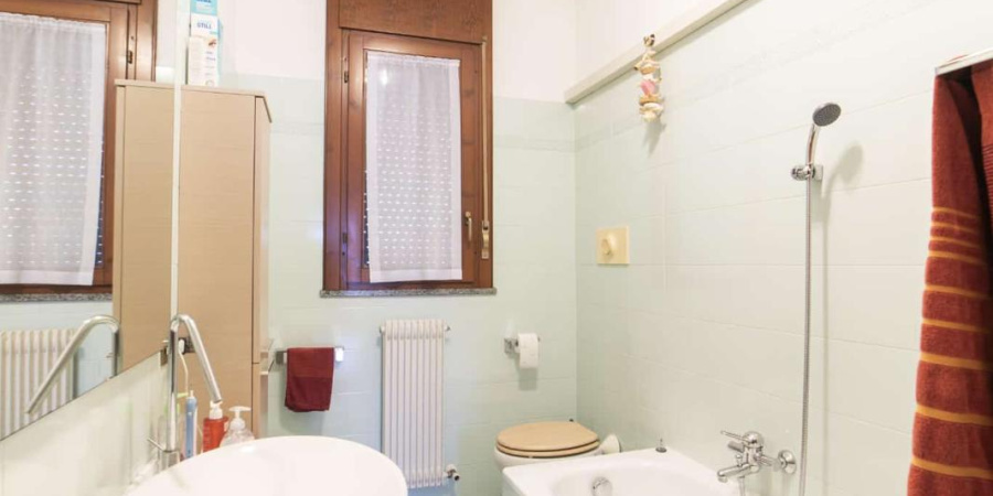 26845, 3 Stanze Stanze,2 BathroomsBathrooms,Appartamento,In Vendita,1130