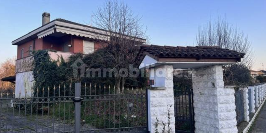 Vicolo Fossadazzo, 26845, 3 Stanze Stanze,2 BathroomsBathrooms,Villa,In Vendita,Vicolo Fossadazzo,1135