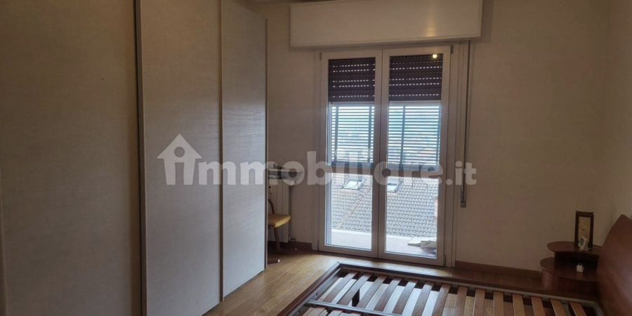 26845, 3 Stanze Stanze,2 BathroomsBathrooms,Appartamento,In Vendita,1136