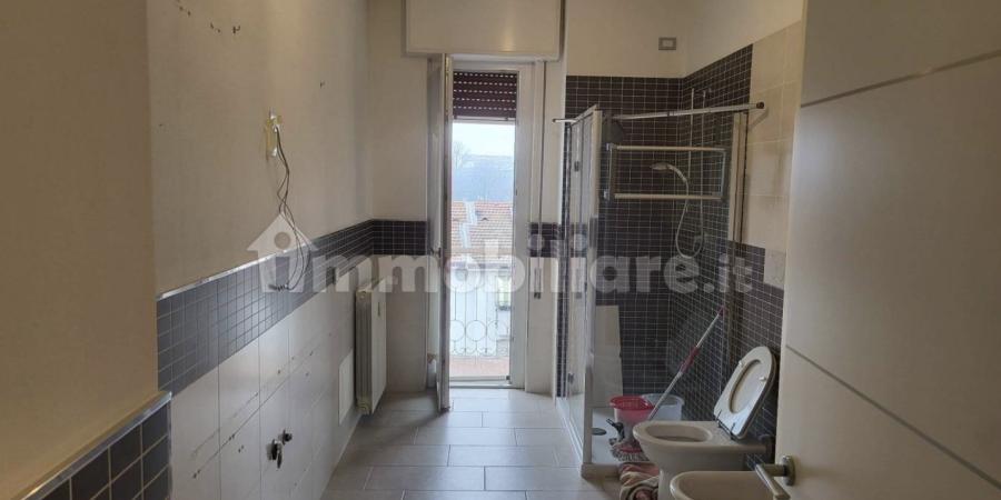 26845, 3 Stanze Stanze,2 BathroomsBathrooms,Appartamento,In Vendita,1136