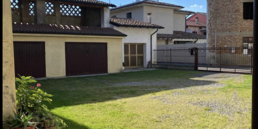 12 via Trebbiola, 3 Stanze Stanze,2 BathroomsBathrooms,Villa,In Vendita,via Trebbiola ,1138