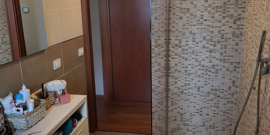 Indirizzo non disponibile!, 1 Stanza Stanze,1 BagnoBathrooms,Appartamento,Viale Albino,1140